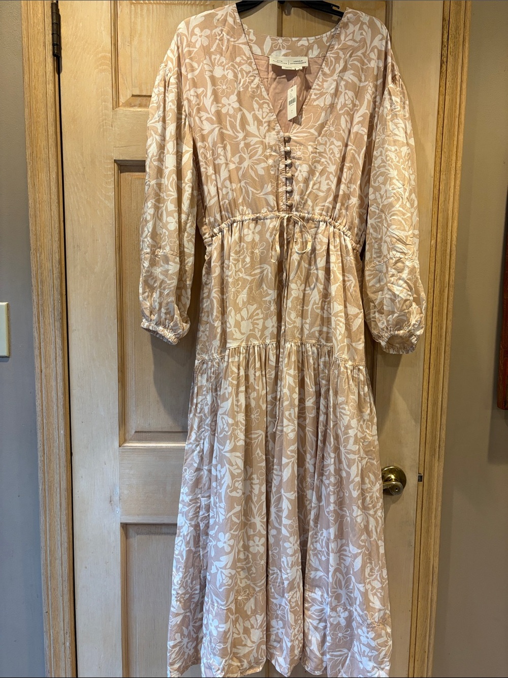 New with tags. Anthropologie Pink and Cream Floral Tiered Maxi Dress Size Large - Picture 3 of 8